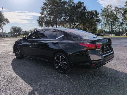 Certified 2023 Nissan Altima 2.5 SR w/ SR Premium Package FWD image 6
