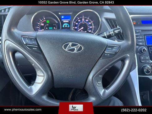 Used 2013 Hyundai Sonata Hybrid image 39