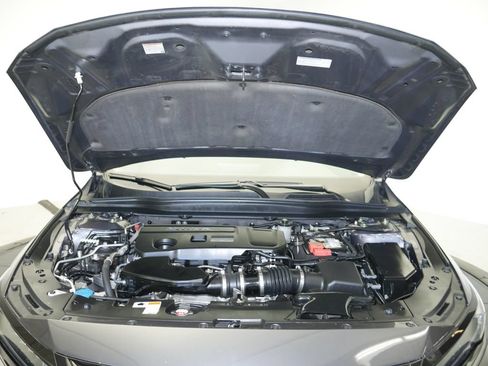 Used 2018 Honda Accord EX-L image 14