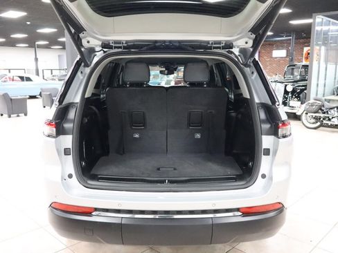Used 2021 Jeep Grand Cherokee L Limited AWD/4WD image 31