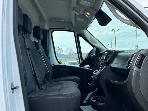 Used 2024 RAM ProMaster 2500 FWD image 10
