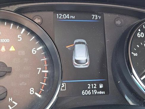 Used 2021 Nissan Rogue Sport SV image 10