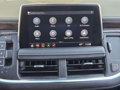 Used 2021 Chevrolet Tahoe Z71 w/ Luxury Package image 23