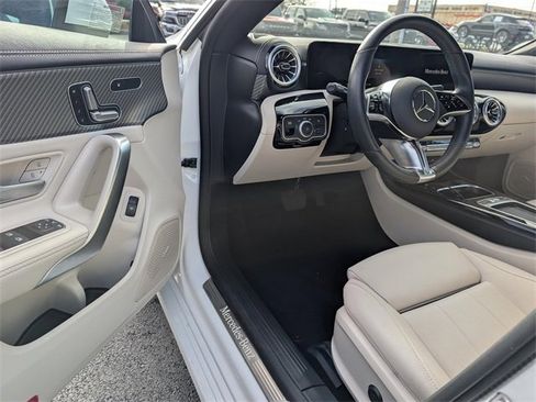 Used 2025 Mercedes-Benz CLA 250 4MATIC image 7