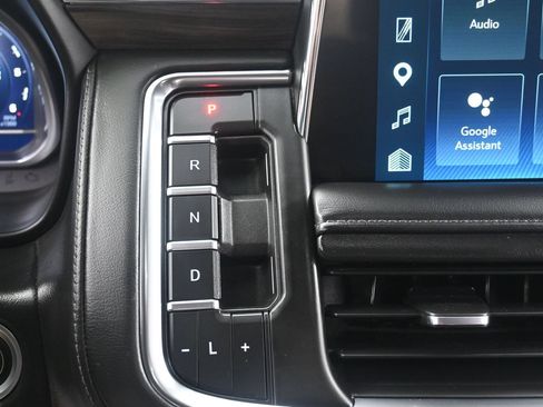 Used 2022 Chevrolet Tahoe LT w/ Luxury Package AWD/4WD image 29