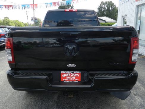 Used 2019 RAM 2500 Big Horn w/ Black Appearance Package AWD/4WD image 7
