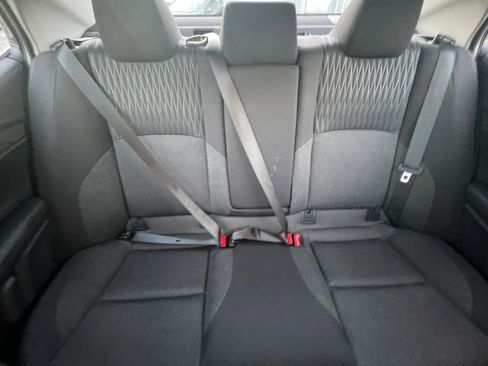 Used 2025 Toyota Camry LE image 32