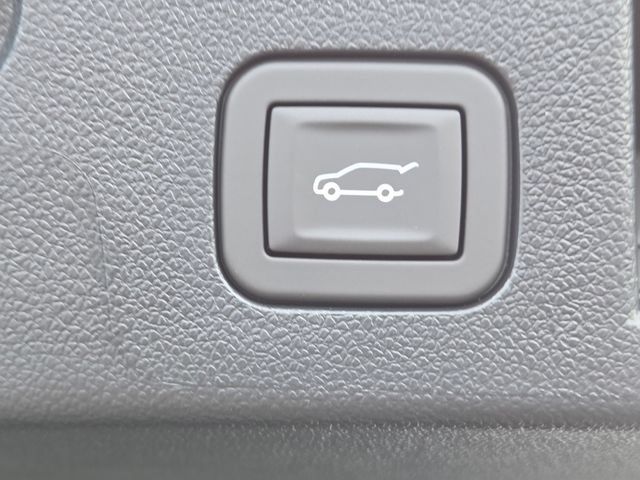New 2027 GMC Terrain Elevation w/ Elevation Premium Package FWD image 20