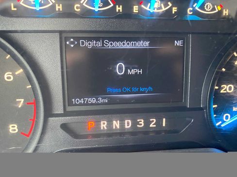 Used 2015 Ford F150 XL w/ Equipment Group 101A Mid AWD/4WD image 7