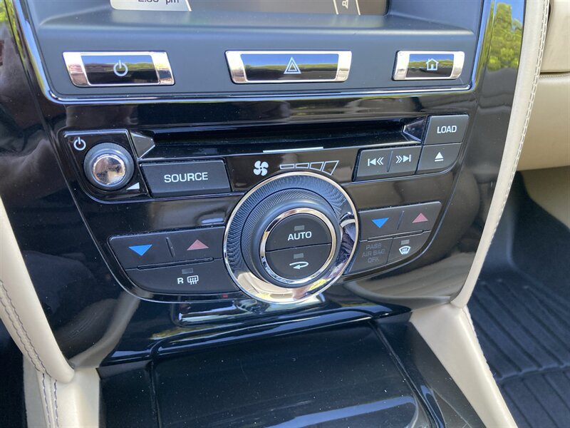 Used 2015 Jaguar XK Convertible RWD image 26
