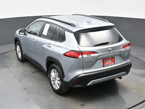 Used 2024 Toyota Corolla Cross LE image 34