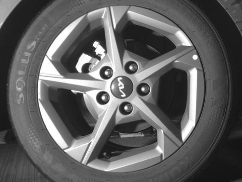 Used 2025 Kia K4 LXS image 14