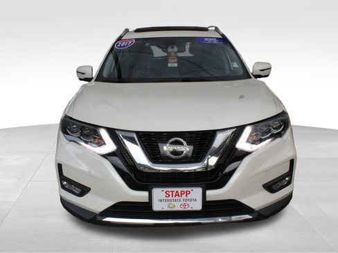 Used 2017 Nissan Rogue SL w/ SL Premium Package AWD/4WD image 9