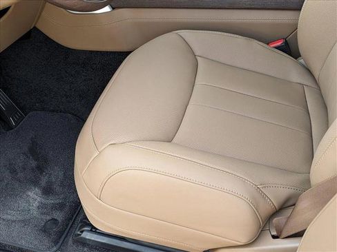 New 2025 Land Rover Range Rover Long Wheelbase Autobiography image 4