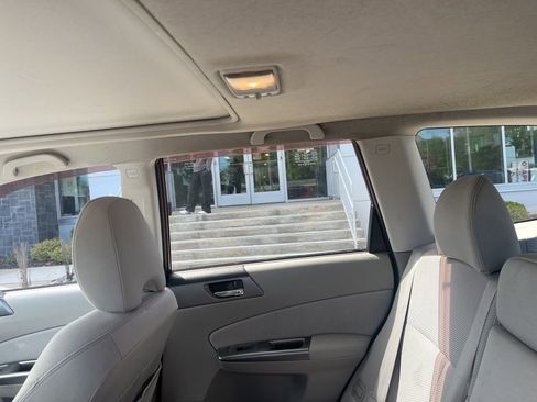 Used 2012 Subaru Forester 2.5X Premium image 10