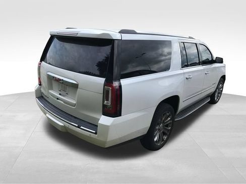 Used 2016 GMC Yukon XL Denali w/ Open Road Package AWD/4WD image 2