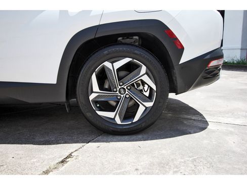 Used 2024 Hyundai Tucson Limited FWD image 28