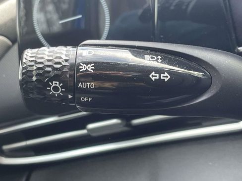 Certified 2022 Hyundai Elantra SEL w/ Convenience + Premium Package image 22