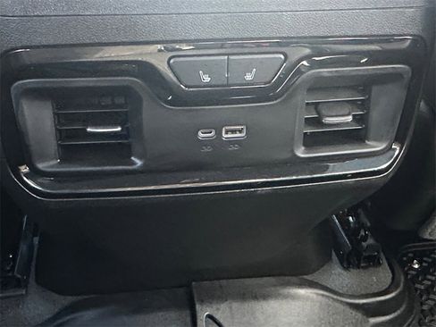 Used 2023 GMC Sierra 1500 AT4 w/ AT4 Premium Package image 23