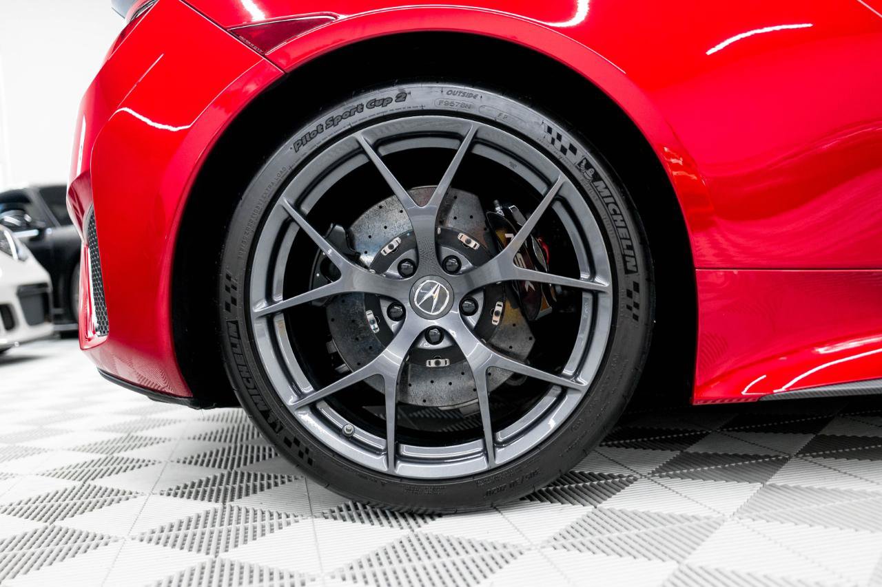 Used 2017 Acura NSX AWD/4WD image 38