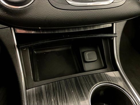 Used 2019 Chevrolet Impala LT FWD image 16