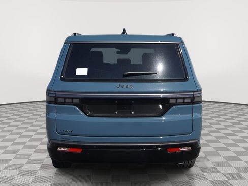 New 2026 Jeep Grand Wagoneer L Limited AWD/4WD image 6