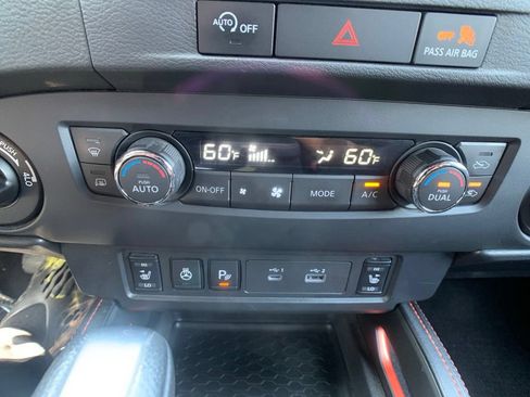Used 2023 Nissan Frontier PRO-4X w/ Pro Convenience Package AWD/4WD image 24