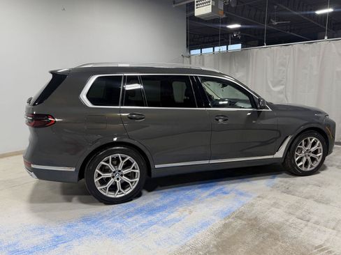 Used 2024 BMW X7 xDrive40i w/ Premium Package AWD/4WD image 16