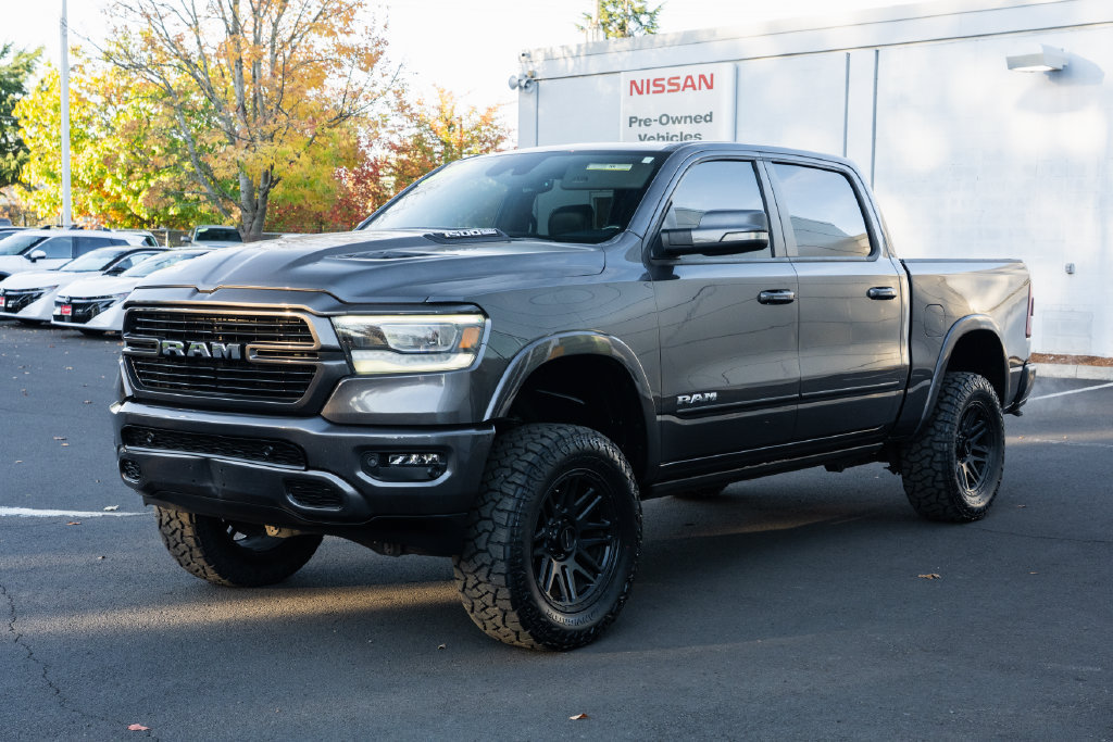 Used 2021 RAM 1500 Laramie AWD/4WD image 3