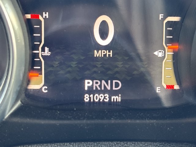 Used 2018 Jeep Wrangler Unlimited Sahara AWD/4WD image 18
