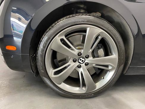 Used 2018 Bentley Flying Spur S W12 image 19