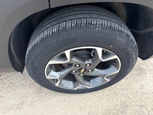 Used 2024 Chevrolet Trax LT w/ Driver Confidence Package FWD image 7