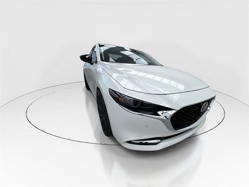 Used 2021 MAZDA MAZDA3 2.5 Turbo Sedan w/Premium Plus image 2