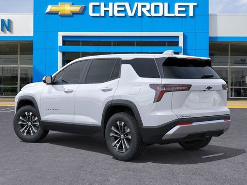 New 2026 Chevrolet Equinox LT w/ Convenience Package II image 3