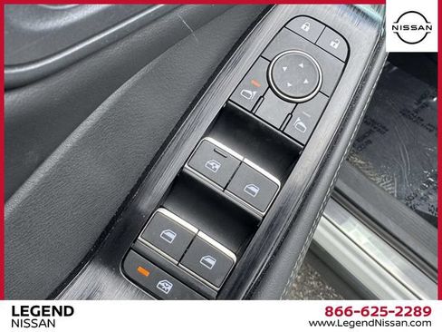 Certified 2023 Nissan Rogue SL w/ SL Premium Package AWD/4WD image 18