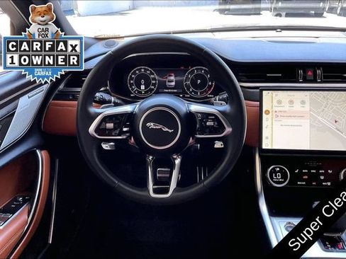 Used 2024 Jaguar XF R-Dynamic SE RWD image 4