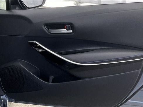 Used 2020 Toyota Corolla XSE image 22