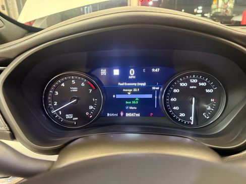 Used 2019 Cadillac XT4 Premium Luxury AWD/4WD image 17