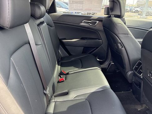 New 2026 Kia Sportage EX FWD image 8