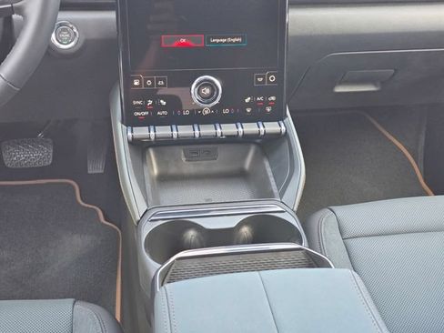 New 2026 GMC Terrain AT4 w/ Technology Package II AWD/4WD image 15