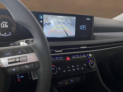 Used 2025 Hyundai Sonata SEL image 16