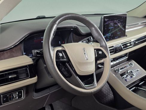 Used 2024 Lincoln Aviator Reserve w/ Elements Package Plus image 13