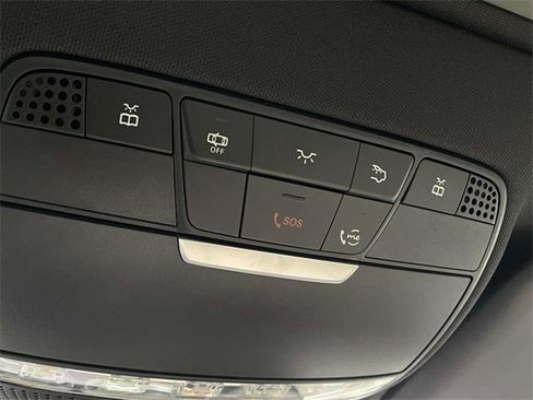 Used 2019 Mercedes-Benz E 300 4MATIC image 33