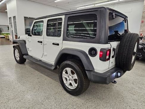 Used 2020 Jeep Wrangler Unlimited Sport S AWD/4WD image 7
