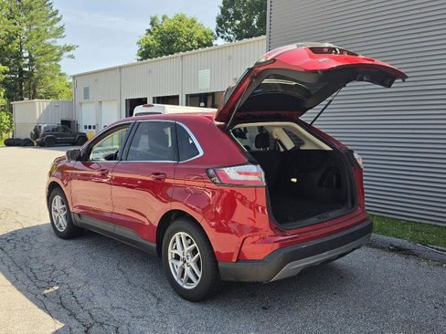 Used 2024 Ford Edge SEL AWD/4WD image 9