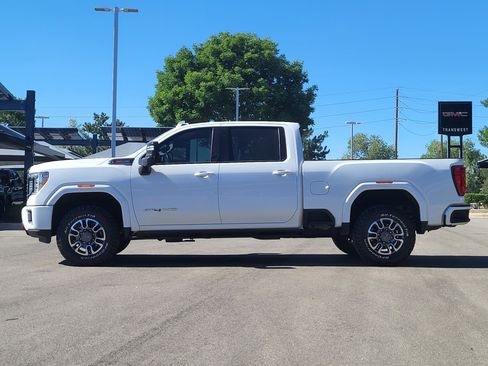Used 2023 GMC Sierra 2500 AT4 w/ Gooseneck/5TH Wheel Package AWD/4WD image 4