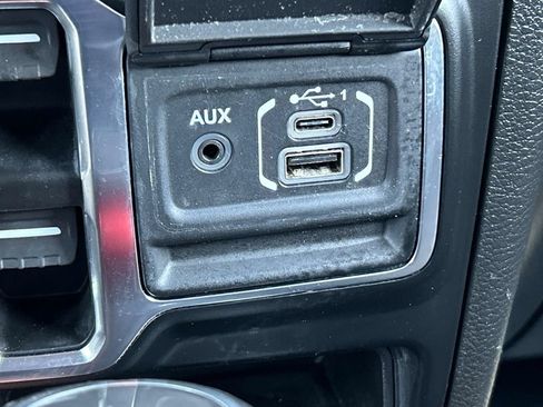 Used 2023 Jeep Wrangler Unlimited Rubicon 4xe w/ Cold Weather Group AWD/4WD image 28