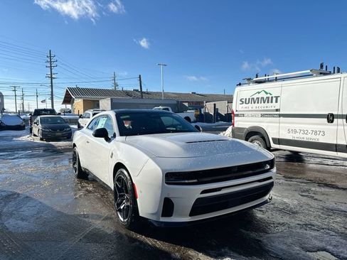 New 2026 Dodge Charger Scat Pack w/ Blacktop Package AWD/4WD image 11