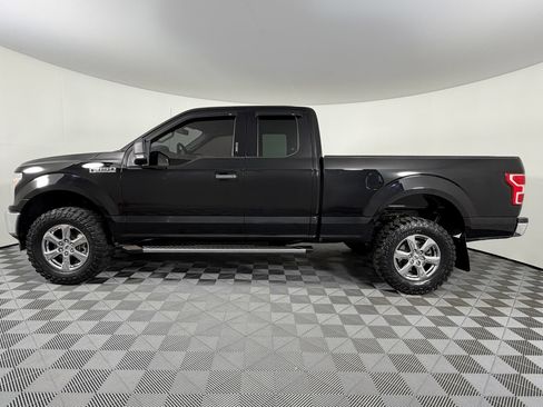 Used 2018 Ford F150 XLT w/ Equipment Group 302A Luxury AWD/4WD image 13