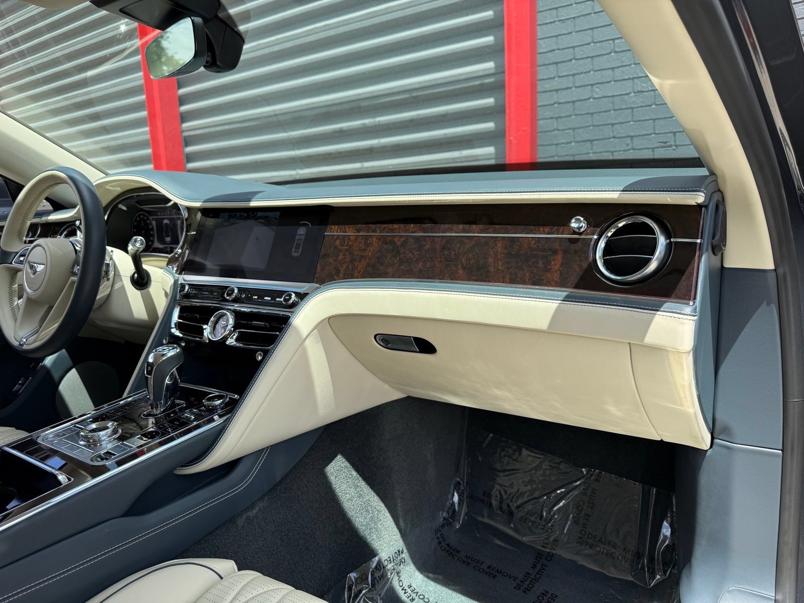 Used 2020 Bentley Flying Spur W12 AWD/4WD image 31